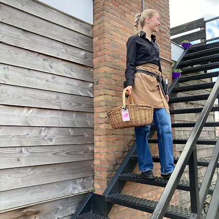 Slapen Bij De Buurvrouw Panzió Castricum Kültér fotó